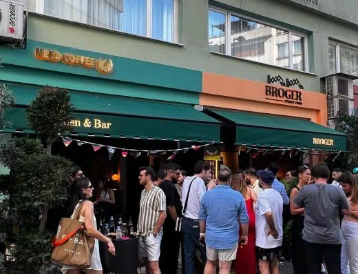 broger-besiktas-cafe-restaurant